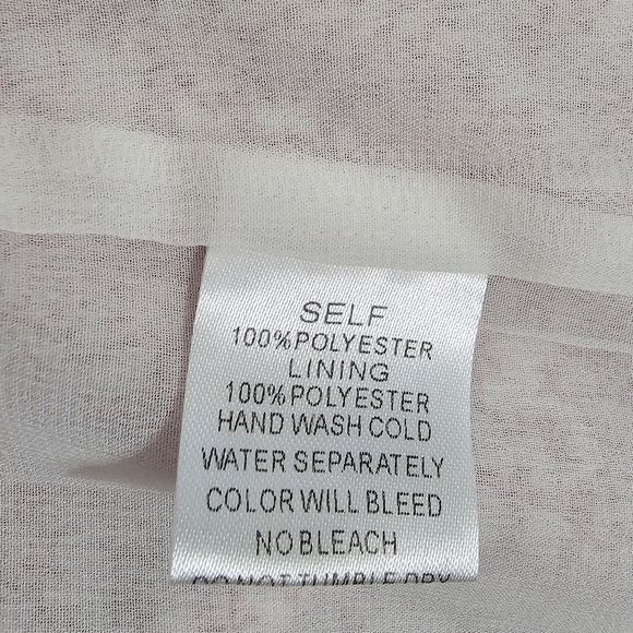 PINCH White & Red Floral Long Ruffles Sleeve Open Ties Back Romper Size Small - Picture 7 of 8